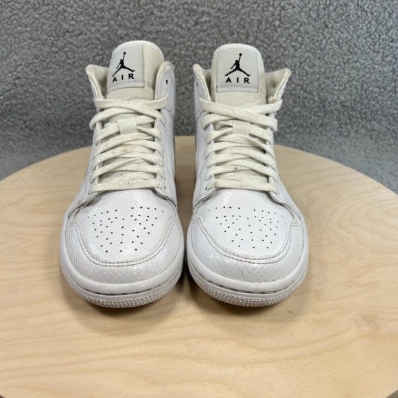 Nike Air Jordan 1 Mid Womens Shoes Size 6 White Snakeskin Leather Sneakers Retro - Picture 8 of 9